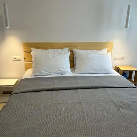 Luxury Southcrete Apartment